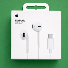 Apple Wired Earbuds – Available in Lightning & USB-C Connectors for iPhone, iPad & MacBook